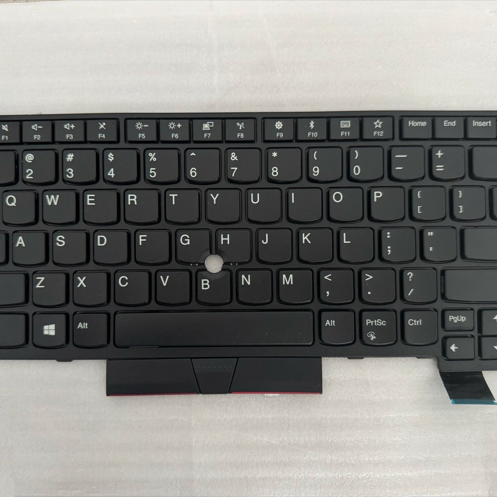 Tastatura laptop pentru Lenovo ThinkPad T470 T480 A475 A485 01AX487 01AX528 01AX569 fara pointer si fara iluminare, US International, fără iluminare, fără NumPad